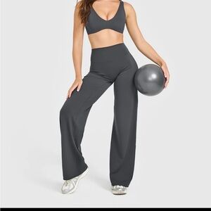 Oneractive softmotion straight leg pants